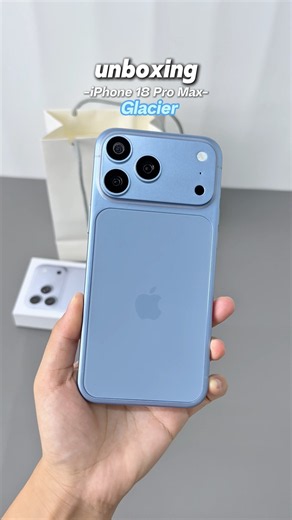 Glacier vs. Burgundy | iPhone 18 Pro Max Color Vote