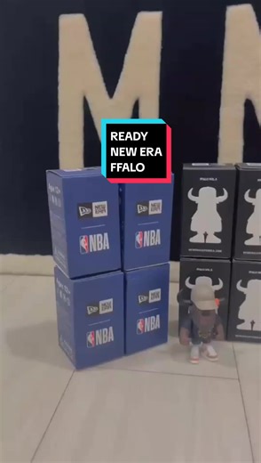 ❌❌ AVAILABLE ❌❌ 💯 Authentic Original New Era NEW ERA FFALO • Type : • VOL 3 • VOL 4 • VOL 5 • COLLECT THEM ALL 12 ? • Price : White : 279k *Untuk Keterangan Lebih Detail Tersedia Di Tokopedia & Instagram kami ➡️ mnd.jakarta 📌 #newera #neweraindonesia #neweraffalo #ffalo #nba #nbaffalo #vol3 #vol4 #vol5 #collect #them #all #neweracapindo #neweraoriginal #readystock #mndready #tokopediaready