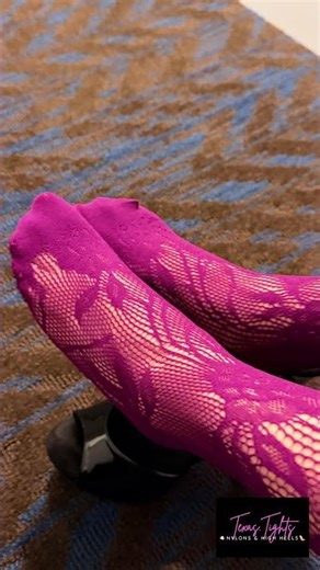 Burgundy tights❤️ #fashion trends #tights #burgundytights