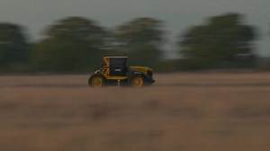 JCB secure World’s Fastest Tractor record