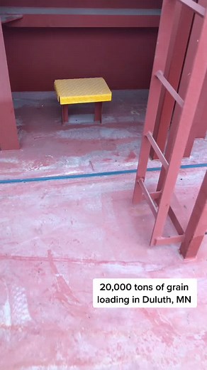 Grain Loading Process on Bulk Carrier in Duluth, MN
