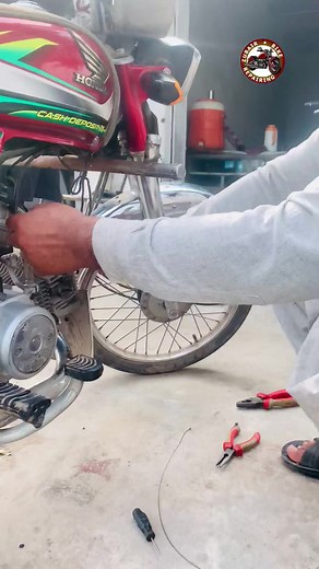 56K views · 700 reactions | Bike race wire install just one minute❤️❤️✌️✌️ #zubairbikerepairiing #ZubairBaloch #newyear2025 #viralpost2025シ #trendingreelsvideo #Goodbye2024 #tiktok #trendingpost @topfans | Zubair bike repairing | Facebook