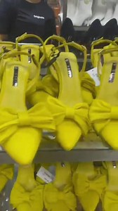 27K views · 584 reactions | Das madames ! A processar na sede da casa ES já sabem que a empreendedora de sucesso apresenta qualidade confiança e muita segurança. A caminho. | Empreendedora de sucesso -Cassia António | Facebook