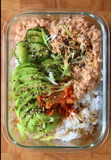 10-Minute Salmon Poke Bowl Recipe for Healthy Lunch