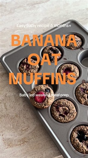 Day 2 of easy baby recipes for meal prep, BLW style. Save recipe below for later! Throw everything into a blender and pour into muffin tins- Easiest recipe and freezes great. I throw one in the microwave & add peanut butter or butter for a quick breakfast. As always, these can also be enjoyed by the entire family!! Easy Sugar free Banana oat muffins Ingredients * 1 and 1/4 cups (106g) old-fashioned whole rolled oats or quick oats * 1 large ripe banana * 1/3 cup (80g) applesauce or fruit/veggie p