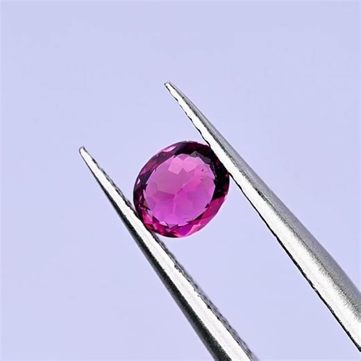 0.75 Carat Oval Cut Rhodolite Garnet - Africa | Fine Art Gems | Fine | Cut | Gemstones |
