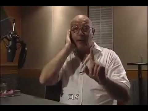 Voice actor who is in charge of the voices of all the characters that appear in Pingu