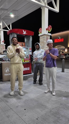 Had to do it again 🫢 @Ron Franklin Jr @Ga’von Wray #dancetok #trenddance #trend #forya