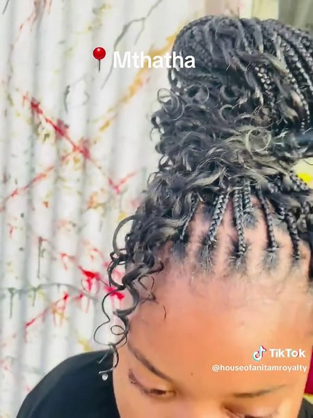 Stylish Knotless Box Braids Tutorial with Curls