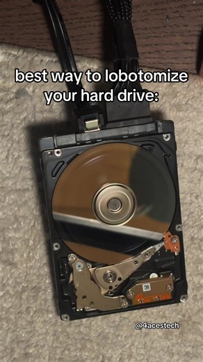 pc g0re💔 #techtok #memes #computers #pcbuilder #gamingpc @Linus Tech Tips