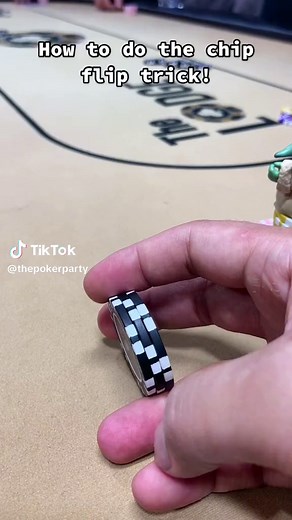 Do you know how to do this? 🧐 #poker #pokertok #pokervlog #pokerface #thepokerparty #trending #viral #views #lucky #fyp