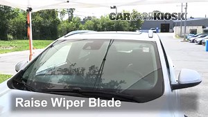 Front Windshield Wiper Blade Change: 2021 Buick Encore GX Essence 1.3L 3 Cyl. Turbo