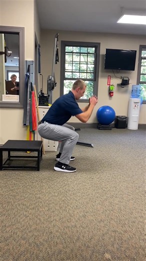 These movements show up in sports and everyday life more than you might think. Single-leg control, strong lunges in multiple directions, and confident landings all matter when you are getting back to activity after an injury. 🦵 This progression focuses on lower extremity stability, strength, and landing mechanics to help athletes move with more control and reduce injury risk as they return to sport. If you are rehabbing an injury or preparing for your season, working through the right progressi