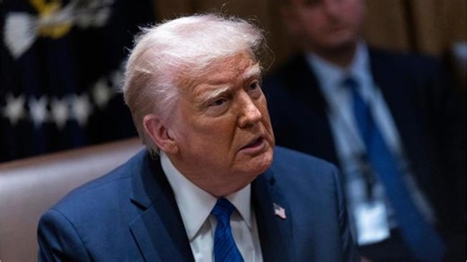 ‘Excuse me, I didn’t pick you’: Donald Trump brutally shuts down CNN reporter