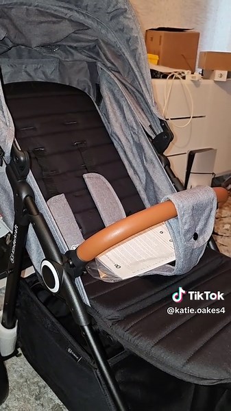 Stunning Kinderkraft Baby Pram Review