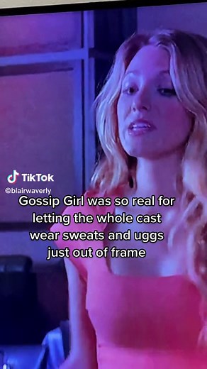 Gossip Girl Sweatpants and Wardrobe Malfunctions