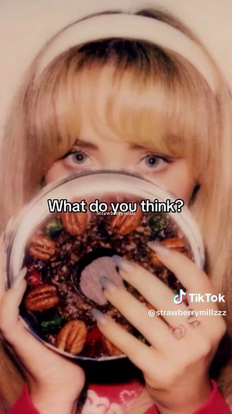 Fruitcake Deluxe??!🤍❄️ #sabrinacarpenter #sabrinacarpenterfruitcake #fruitcake #fruitcakedeluxe #sabrinacarpenterfruitcakedeluxe?