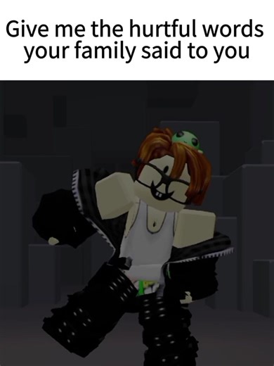 lapag mo sa comsic • • • • • #brookhaven🏠rp #brookhavencodes #roblox #foryoupage #fyp #fyp #fyppppppppppppppppppppppp #fyppppppppppppppppppppppp @𝑠ℎ𝑖𝑎𝑛𝑔`