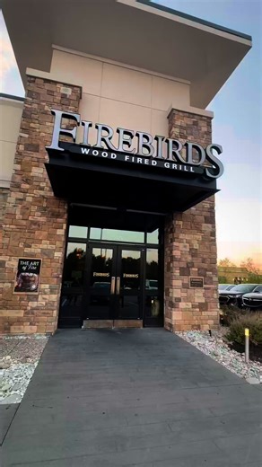 Firebirds Wood Fired Grill has some of the best steaks and meats you're going to find in the area! You can hit them up in Miamisburg, Liberty Township or the Mason location that I went to! @firebirdsgrill Their SUMMER MENU is only on deck through the end of September and is NOT to be missed!!! Here are the highlights: 🐔 Firebirds Roasted Chicken – Citrus honey roasted bone-in chicken - this was our favorite by far! The spicy was kind of a surprise but not too much and that chicken was so juicy