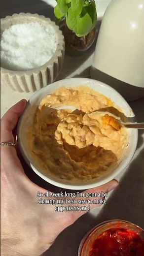 easy cheese bread (with a kick of heat!)