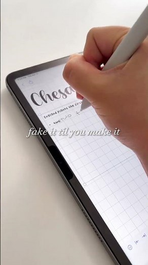 Who says you need pretty handwriting to have pretty notes? 😏💙 #notability #importfonts