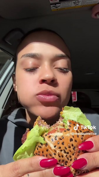 The Biggest Cheeseburger You'll Ever See