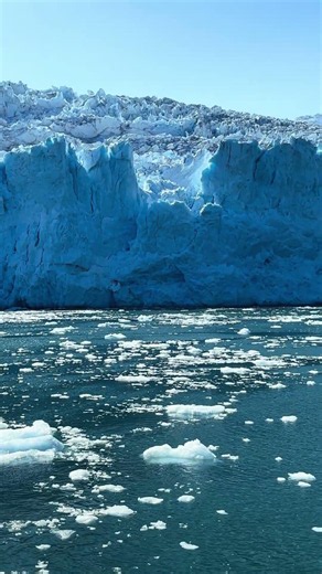 Ailaik Bay, Kenai Mountains, Southern Alaska. This video was captured in the summer 2024.