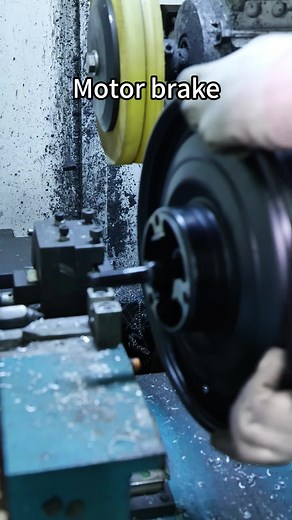 Where is the brake installed? #motor #factory #controller #电动车 #多模共轨 #赛盈动力