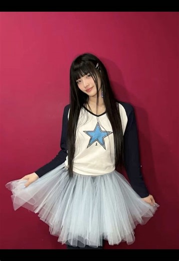 Kpop Sticker Shop: Create Your Own Designs!