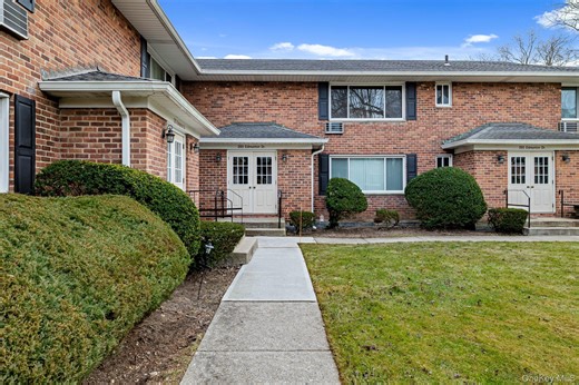 285 Edmunton #16, North Babylon, NY 11703 - MLS 956133 - Coldwell Banker