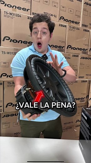 Subwoofer Kicker de 15 pulgadas, Tu se lo pondrías? Subwoofer Kicker $5,180 Contáctanos al WhatsApp 3318691067 Llamadas 3396908800 Visita nuestra página Sonilec.mx #caraudio #subwoofer #kicker #subwoofer #sonidoparacarros