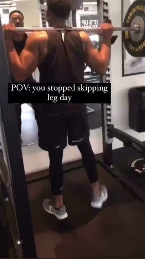 DM me “LEGS” and I’ll send you a free leg-day guide to level up your training. #stronglegs