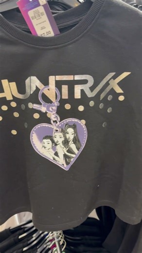 New kpop demon hunters girls clothes & pyjamas at Primark 🖤💜🩷 #kpopdemonhunters #huntrix #fyp