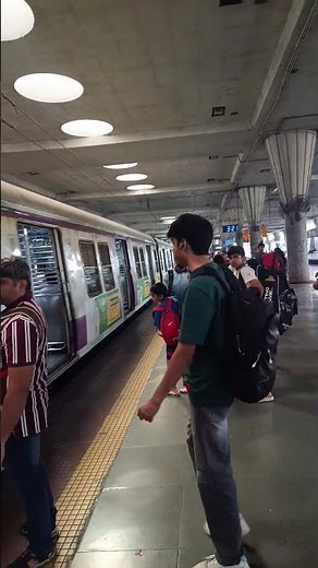 Mumbai local train journey #trending #shortsvideo
