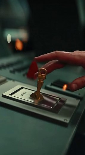 2.6M views · 26K reactions | November 1983. Britain’s nuclear command...