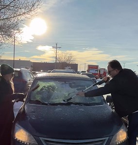 Joe Aiello: The definition of Friendly Manitoba! Unfortunately Philly was too busy to help 😜 ~Philly, Joe & Vicki | 92.1 CITI