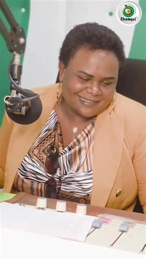 What is the difference between a Soul mate and a partner😁 And how do you know that you live someone? #soulmate #loveislove #NgomitunRaini | JB