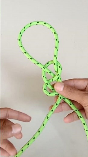 How to Tie a Figure 8 Knot