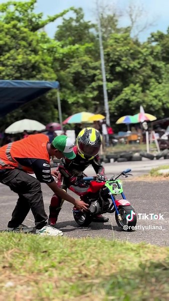 Momen motor balap gp mini mogok #balap #motor #motogp #bangkabelitung #pangkalpinang