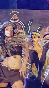 😍 Feel the rhythm and seize the island spirit in Rapa Nui. 🎥 julio.tuki #100polynesian #rapanui #dancing #culture #polynesian | 100% Pasifika