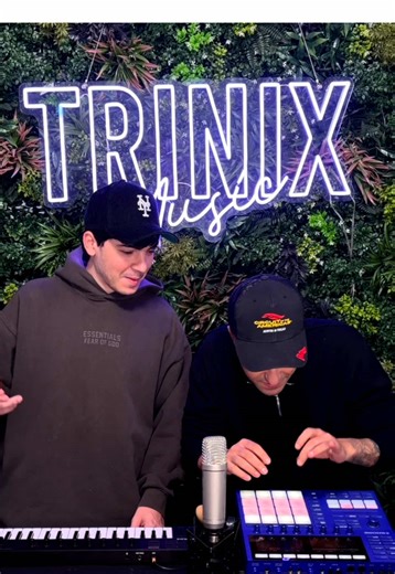 So happy to have collaborated with Thanda Choir on this new version of “Madan” by Salif Keita. @Thanda art organisation is a choir from South Africa that brings together young artists who use music as a way to express themselves and grow personally ❤️ The track is out everywhere now we hope you like it #newsong #southafrica