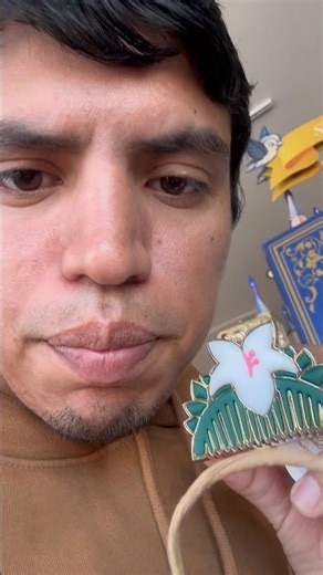 Buscando Porta Gel De Mulan Disney en Bath & Body Works