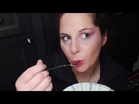 EATING WITH DENTURES: FIRST WEEK #denture #eatingwithdentures #dentureadhesive