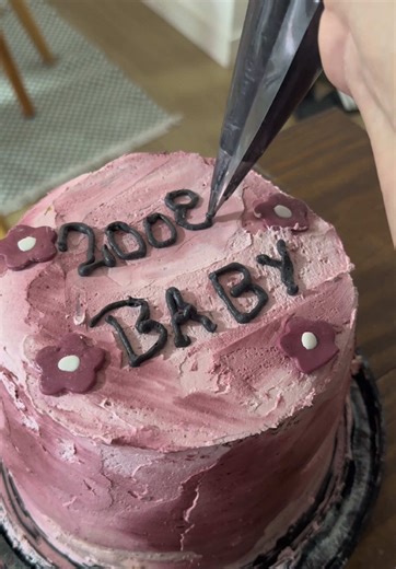 Bolo de Aniversário Criativo para Minha Irmãzinha