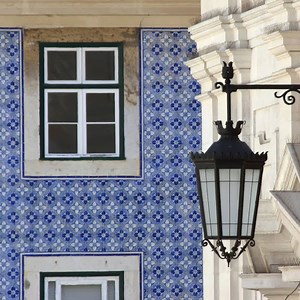 1.1K reactions · 202 shares | Did you know that Lisbon is a living tile museum? Check the National Tile Museum and just walk around the city. All your photos will have tiles in the mix ;) | Visit Portugal | Facebook