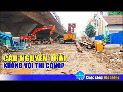 Công trường Cầu Nguyễn Trãi ngày cuối năm: Tiến độ chậm chạp?