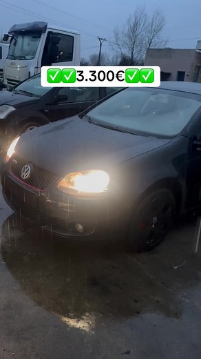 Shitet Golf 5 GTI 2005 me Doganë nga Italia