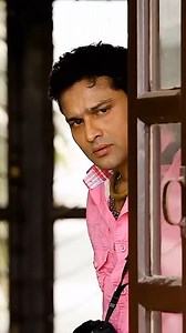 🌸 Bokul Phulor Dore — a tribute to the legendary lyricist Hiren Bhattacharya (Hiruda), who penned this beautiful song in 2012. 🎤 Singer: Zubeen Garg 🎼 Music Arrangement: Zubeen Garg ✍️ Lyrics: Hiren Bhattacharya 🎬 Starring: Zubeen Garg, Gyanendra Pallab, Kalpana Kalita 🎥 Direction: Rajesh Bhuyan #BokulPhulorDore #HirenBhattacharya #ZubeenGarg #AssameseMusic #Tribute #Legend #Assam | Times Music Axom