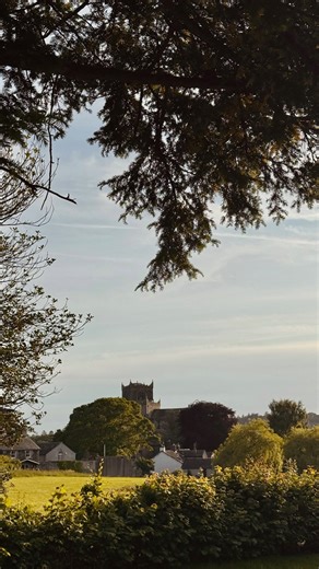 Simon Rogan MBE on Instagram: "For those looking ahead and wanting to visit us in The Lakes, we offer Bed & Breakfast packages. The package guarantees a table at L’Enclume, a night in one our cosy Cartmel rooms and breakfast at Michelin-starred Rogan & Co the following morning. Visit the link in bio to book. #lenclume #roganandco #sustainablegastronomy #michelinstar #cartmel"