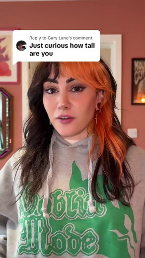 Life as a 4 Foot 8 Individual: Embracing Height